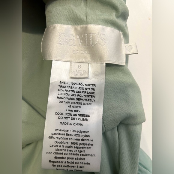 David’s Bridal - Picture 3 of 5